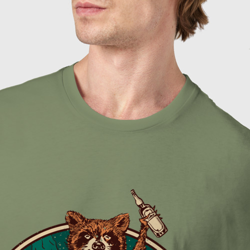 Мужская футболка хлопок Винтажный енот на отдыхе Camping Raccoon, цвет авокадо - фото 6