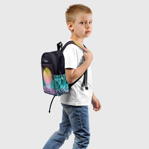 Детский рюкзак 3D с принтом Vaporwave / Закат солнца в горах / Neon, вид сзади #1