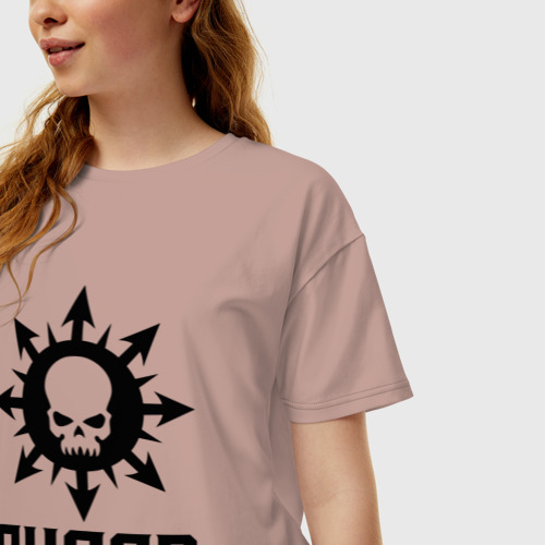 Женская футболка хлопок Oversize с принтом Эмблема Хаоса с черепом, фото на моделе #1