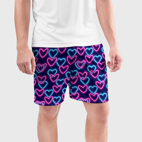 Мужские шорты спортивные с принтом Неоновые сердца, паттерн, фото на моделе #1