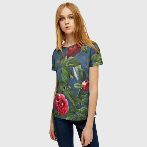 Женская футболка 3D с принтом Цветы Розы В Саду, фото на моделе #1