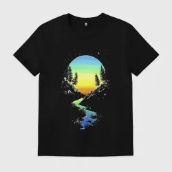 Мужская футболка хлопок Заходящее солнце отражается в ручье The setting sun is reflected in the stream