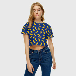 Женская футболка Crop-top 3D Banana style Банана стайл, веселый банановый паттерн на синем фоне - фото 2