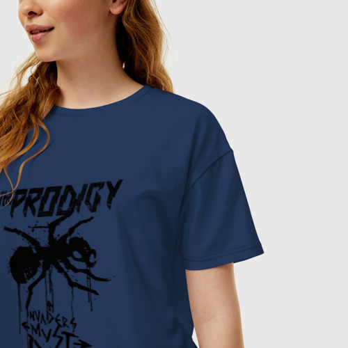 Женская футболка хлопок Oversize с принтом The prodigy - invaders black, фото на моделе #1