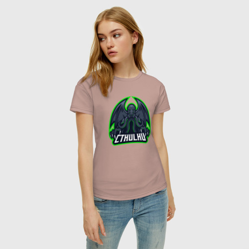 Женская футболка хлопок с принтом Dark Cthulhu, фото на моделе #1