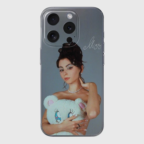 Чехол для iPhone 15 Pro силиконовый с защитой камеры ДОРА - MISS  