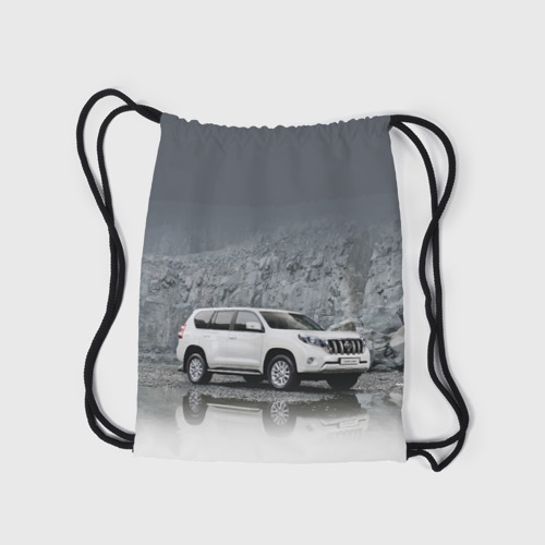 Рюкзак-мешок 3D Toyota Land Cruiser на фоне скалы - фото 7