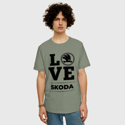 Мужская футболка хлопок Oversize с принтом Skoda Love Classic, фото на моделе #1
