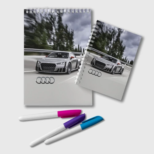 Блокнот Ауди на скоростном шоссе Audi on the expressway