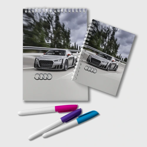 Блокнот Ауди на скоростном шоссе Audi on the expressway
