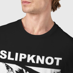 Футболка с принтом Slipknot People Shit для мужчины, вид на модели спереди №4. Цвет основы: черный