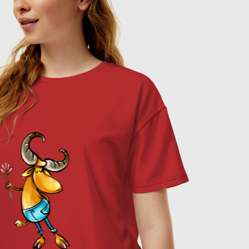 Женская футболка хлопок Oversize с принтом Козерог с цветочком, фото на моделе #1