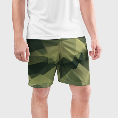 Мужские шорты спортивные с принтом 3д полигоны - камуфляж, фото на моделе #1
