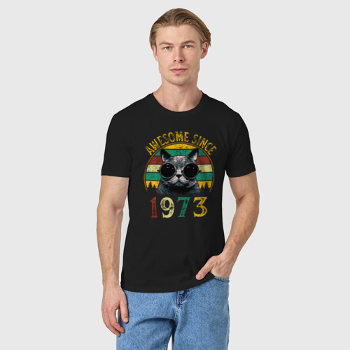 Мужская футболка хлопок Потрясающий котэ 1973, цвет черный - фото 3