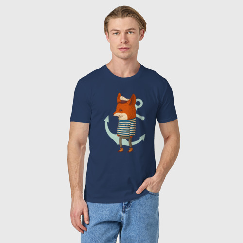 Мужская футболка хлопок Лис-моряк с якорем, цвет темно-синий - фото 3