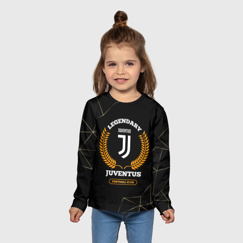 Детский лонгслив 3D с принтом Лого Juventus и надпись Legendary Football Club на темном фоне, вид сбоку #3