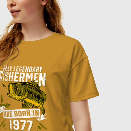 Женская футболка хлопок Oversize Только легендарные рыбаки рождаются в 1977, цвет горчичный - фото 3