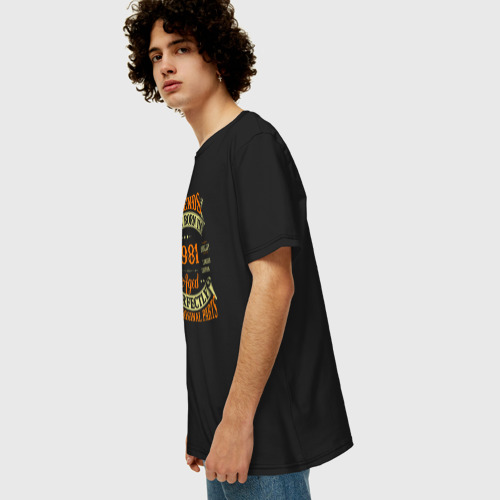 Мужская футболка хлопок Oversize Легенды рождаются в 1981, цвет черный - фото 5