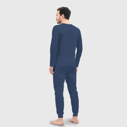 Пижама с принтом Котьмак для мужчины, вид на модели сзади №2. Цвет основы: темно-синий