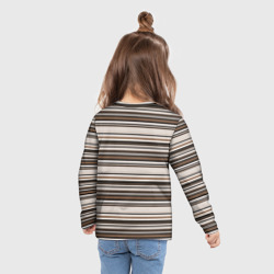 Лонгслив с принтом Горизонтальные коричневые бежевые  черные полосы для ребенка, вид на модели сзади №3. Цвет основы: белый