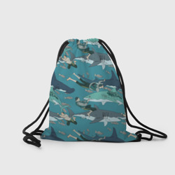 Рюкзак с принтом Ныряльщики и акулы - паттерн для любого человека, вид сзади №1. Цвет основы: белый