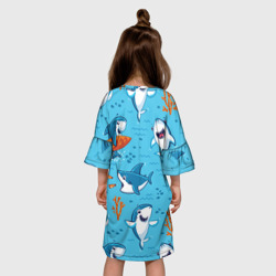 Платье с принтом Прикольные акулята - паттерн для ребенка, вид на модели сзади №2. Цвет основы: белый