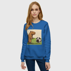 Женский свитшот хлопок Капибара футболист - фото 2