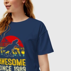 Женская футболка хлопок Oversize Потрясающий динозавр с 1989 года - фото 2
