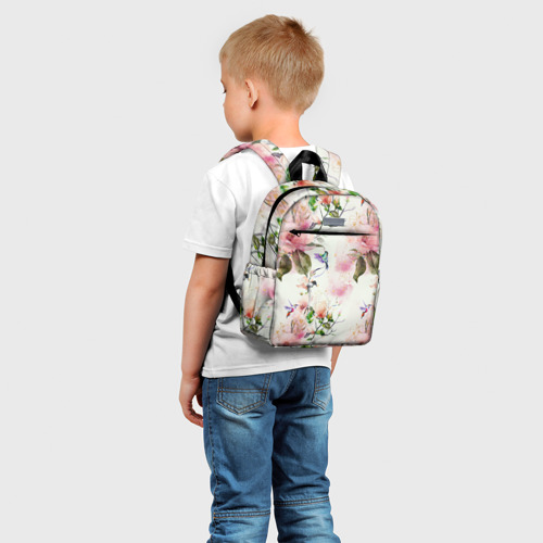Детский рюкзак 3D с принтом Цветы Нарисованные Магнолии и Разноцветные Птицы, фото на моделе #1