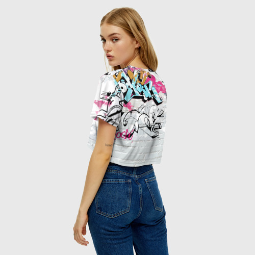 Женская футболка Crop-top 3D Барт Симпсон на фоне стены с граффити, цвет 3D печать - фото 5