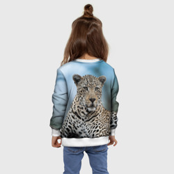 Свитшот с принтом Леопард африканский для ребенка, вид на модели сзади №4. Цвет основы: белый