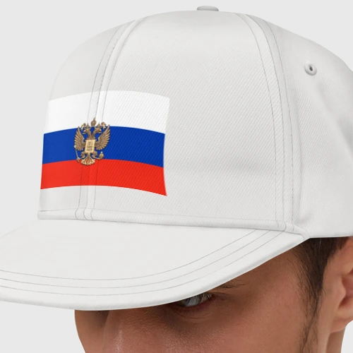 Кепка снепбек с прямым козырьком Герб России на фоне флага