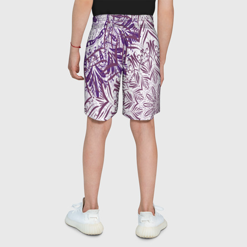 Детские спортивные шорты 3D с принтом Фиолетовые мандалы, вид сзади #2