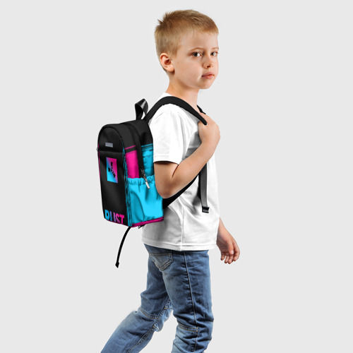 Детский рюкзак 3D с принтом Rust - neon gradient: символ сверху надпись снизу, вид сзади #1