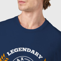 Футболка с принтом Лого Ajax и надпись legendary football club для мужчины, вид на модели спереди №4. Цвет основы: темно-синий