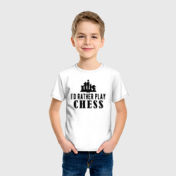 Футболка с принтом Я лучше поиграю в шахматы для ребенка, вид на модели спереди №2. Цвет основы: белый