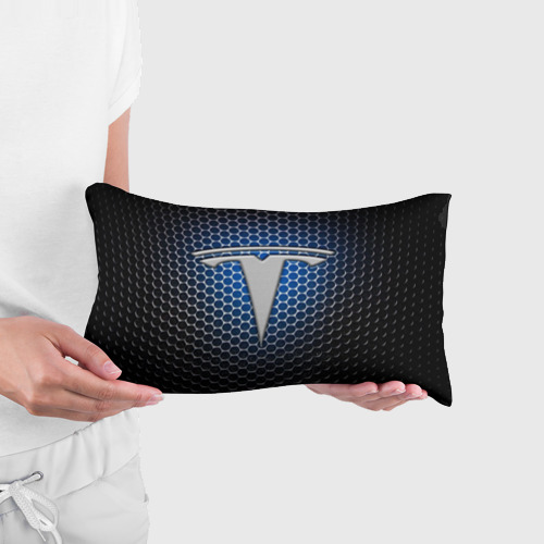 Подушка 3D антистресс Tesla - металлический логотип на сетке - фото 3