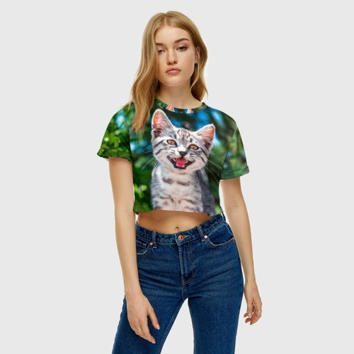 Женская футболка Crop-top 3D Мяукающий котёнок породы британская полосатая, цвет 3D печать - фото 4