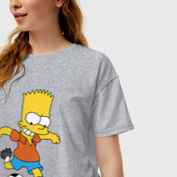 Женская футболка хлопок Oversize Барт Симпсон бьёт по футбольному мячу - фото 2