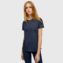 Женская футболка 3D Золотые красные и синие звезды на темно синем фоне - фото 2