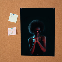 Постер Африканская девушка на черном фоне - фото 2