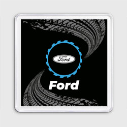Магнит 55*55 Ford в стиле Top Gear со следами шин на фоне