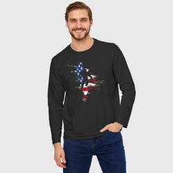 Мужской лонгслив oversize хлопок Игрок в американский футбол на флаге США - фото 2