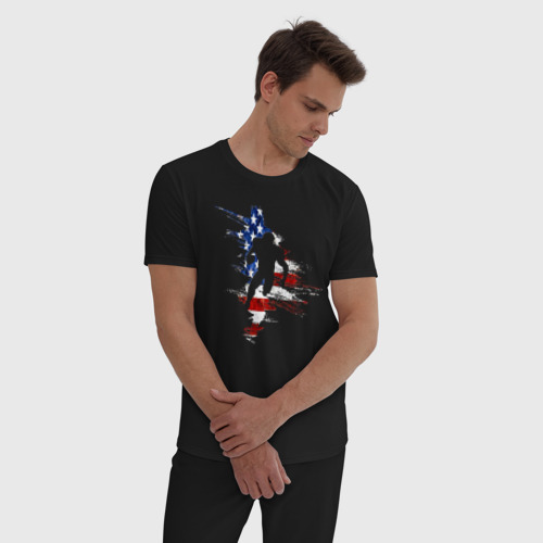 Мужская пижама хлопок Игрок в американский футбол на флаге США, цвет черный - фото 3