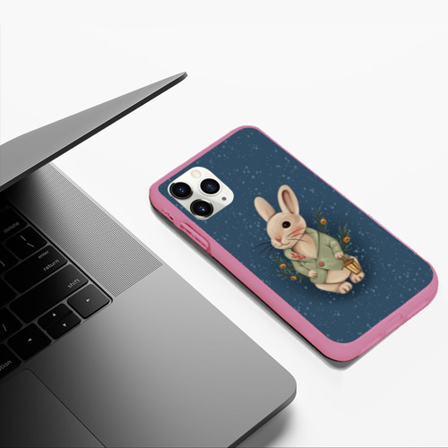 Чехол для iPhone 11 Pro Max матовый Кролик с фонариком, цвет малиновый - фото 5