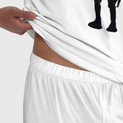 Пижама с принтом FIEND 2012 - рок группа для мужчины, вид на модели спереди №4. Цвет основы: белый