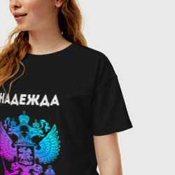Женская футболка хлопок Oversize Надежда и неоновый герб России: символ и надпись - фото 2