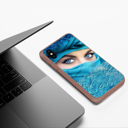 Чехол для iPhone XS Max матовый Синеглазая девушка в хиджабе, цвет коричневый - фото 5