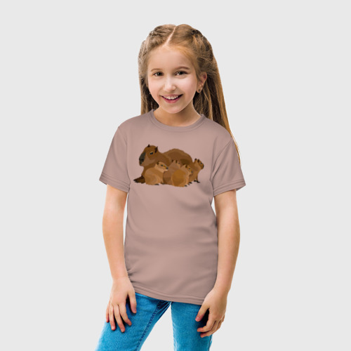 Детская футболка хлопок с принтом Капибары со своей семьёй, вид сбоку #3