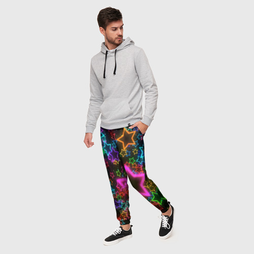 Мужские брюки 3D с принтом Большие неоновые звезды, фото на моделе #1